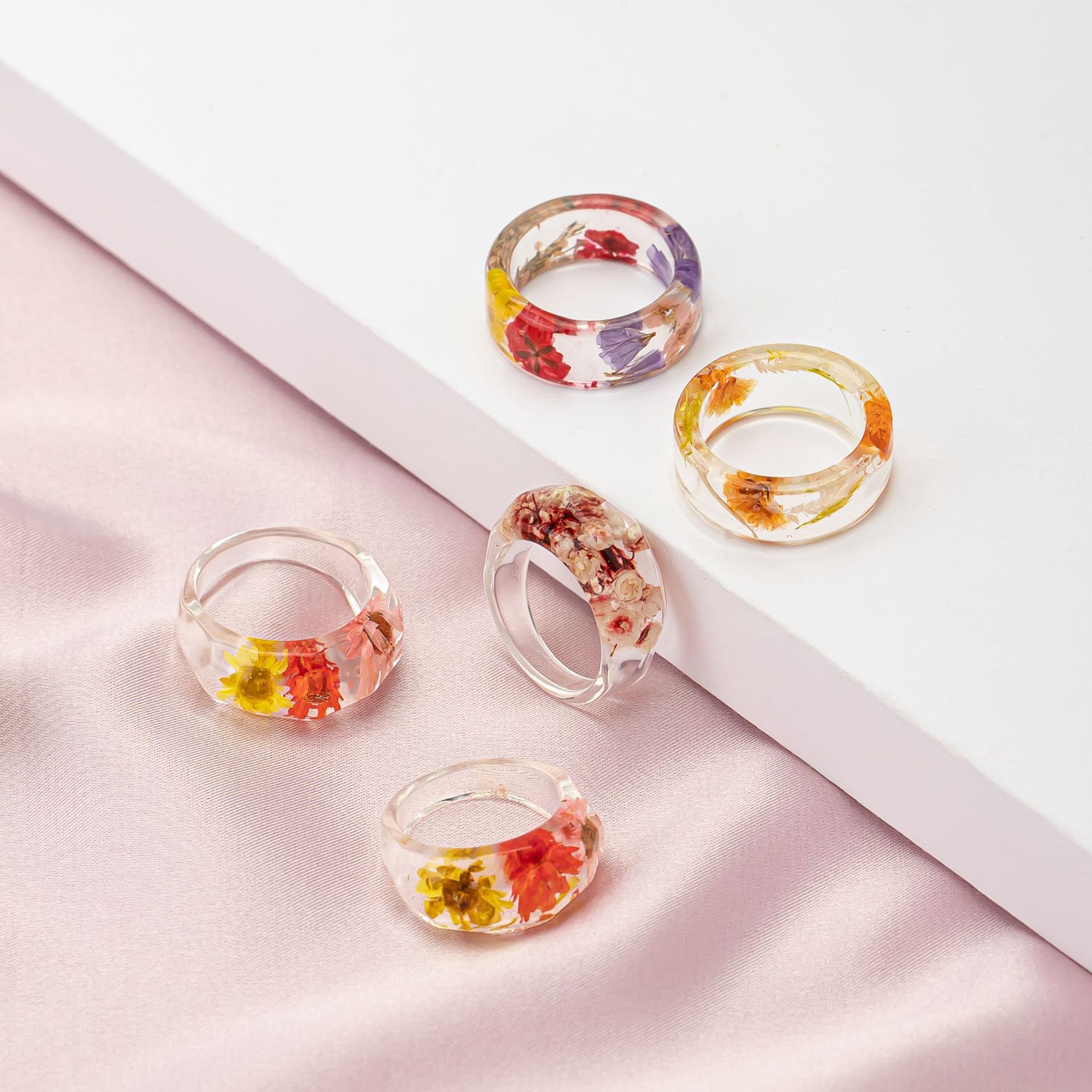 Resin Art Ring - Zarif Minimalist Reçine Papatya Kurutulmuş Çiçek